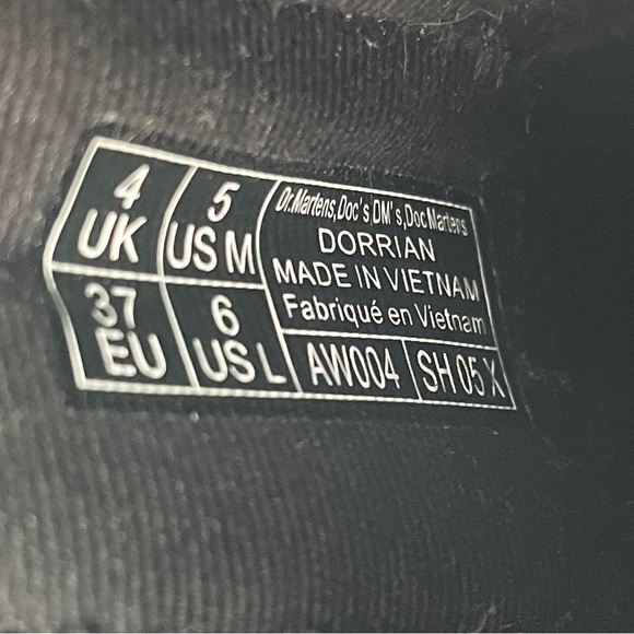 Black Leather Chelsea Boots - Picture 10 of 10